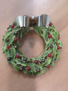 Vintage Enamel Holly Wreath Brooch with Gold Bow - Green & Red